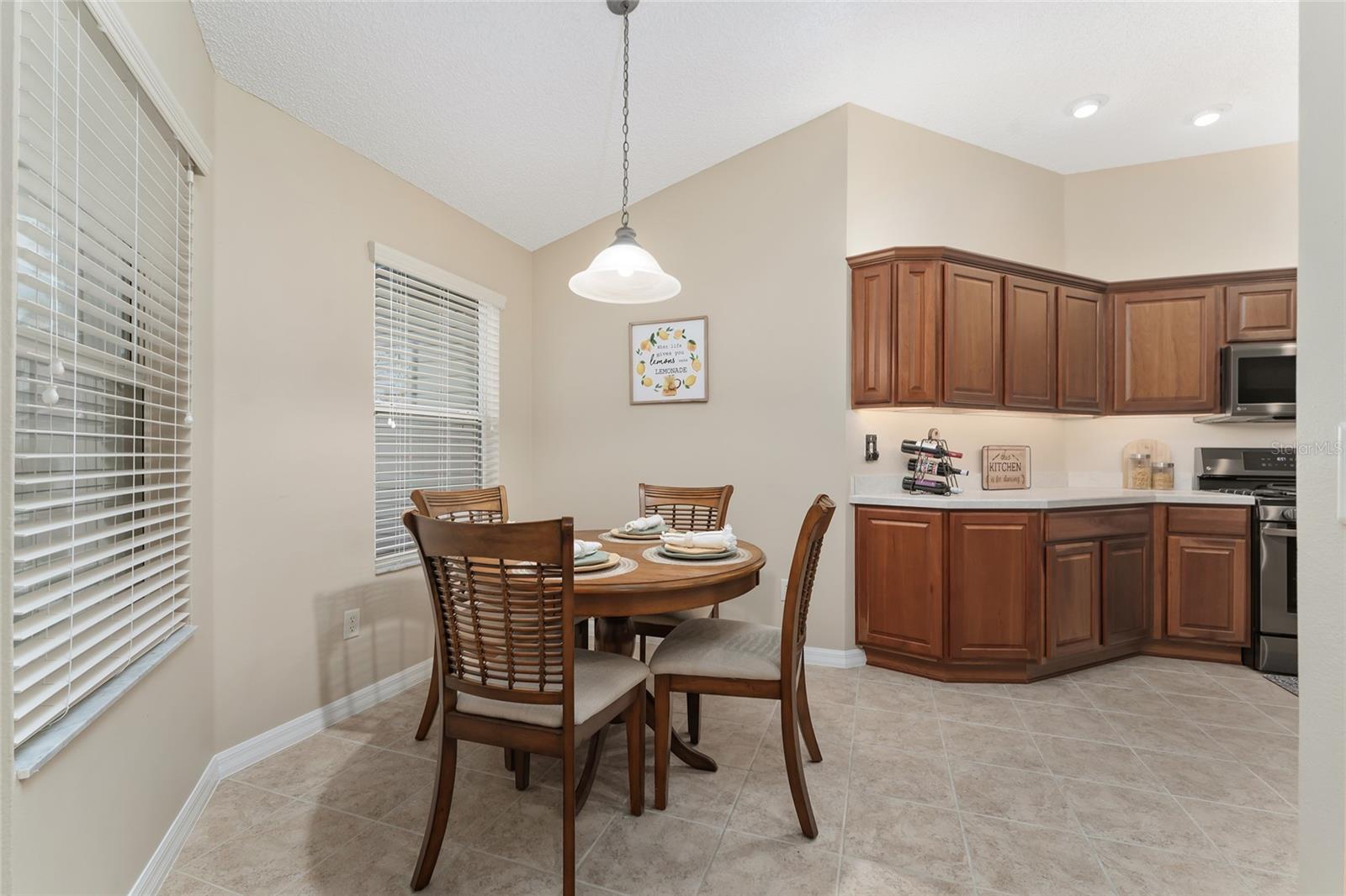 1721 GIST CT