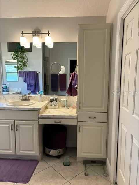 2729 PERSIMMON LOOP