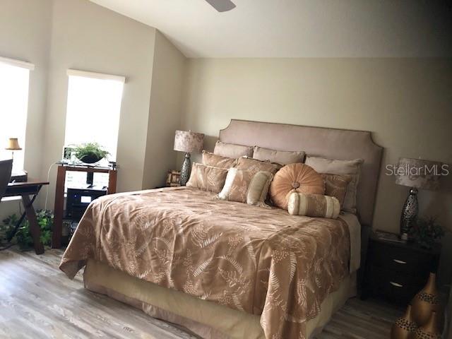 2729 PERSIMMON LOOP