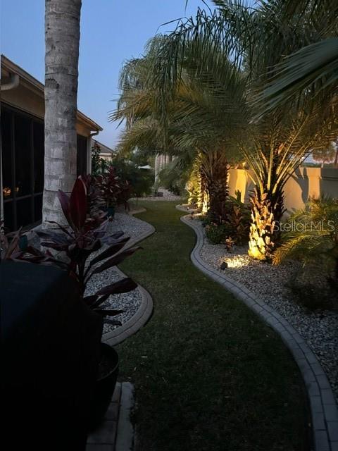2729 PERSIMMON LOOP