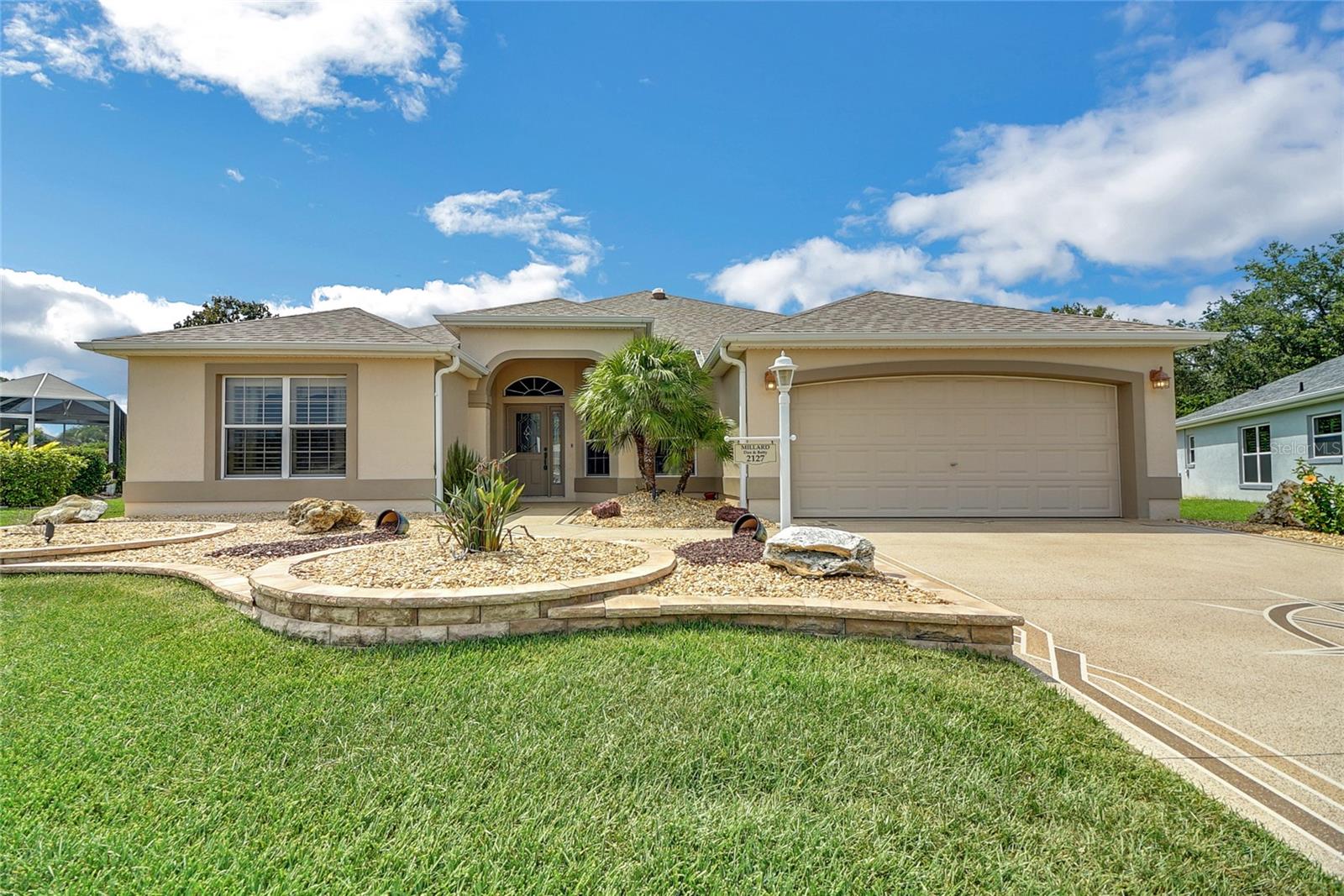 2127 BARBOSA CT