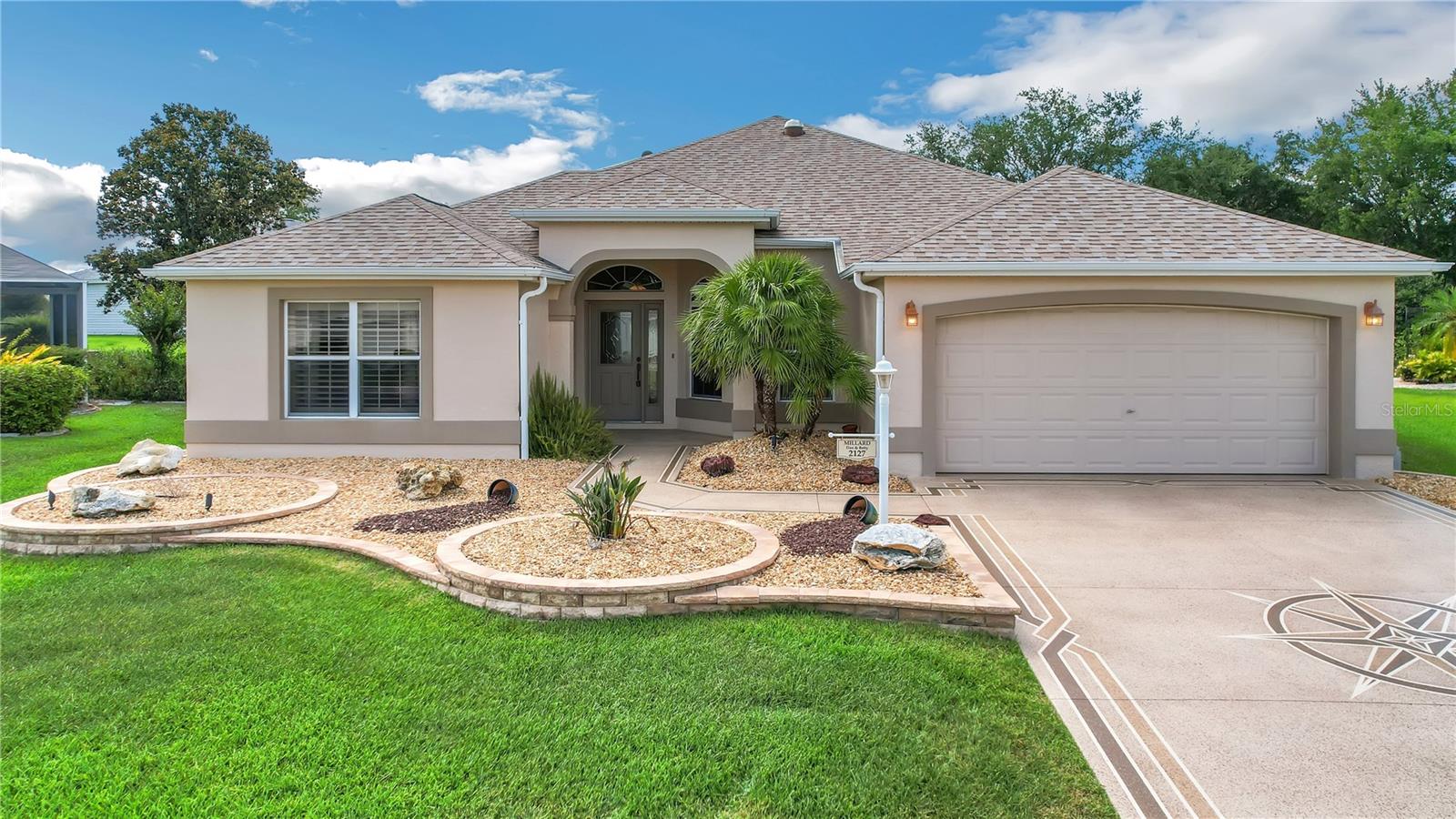 2127 BARBOSA CT