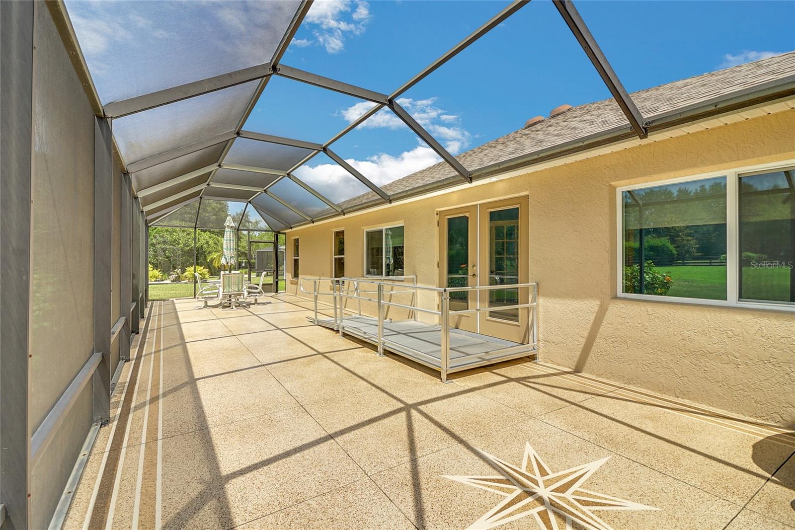 2127 BARBOSA CT