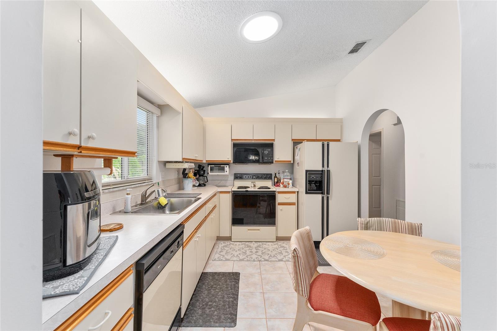 9386 SE 174TH LOOP