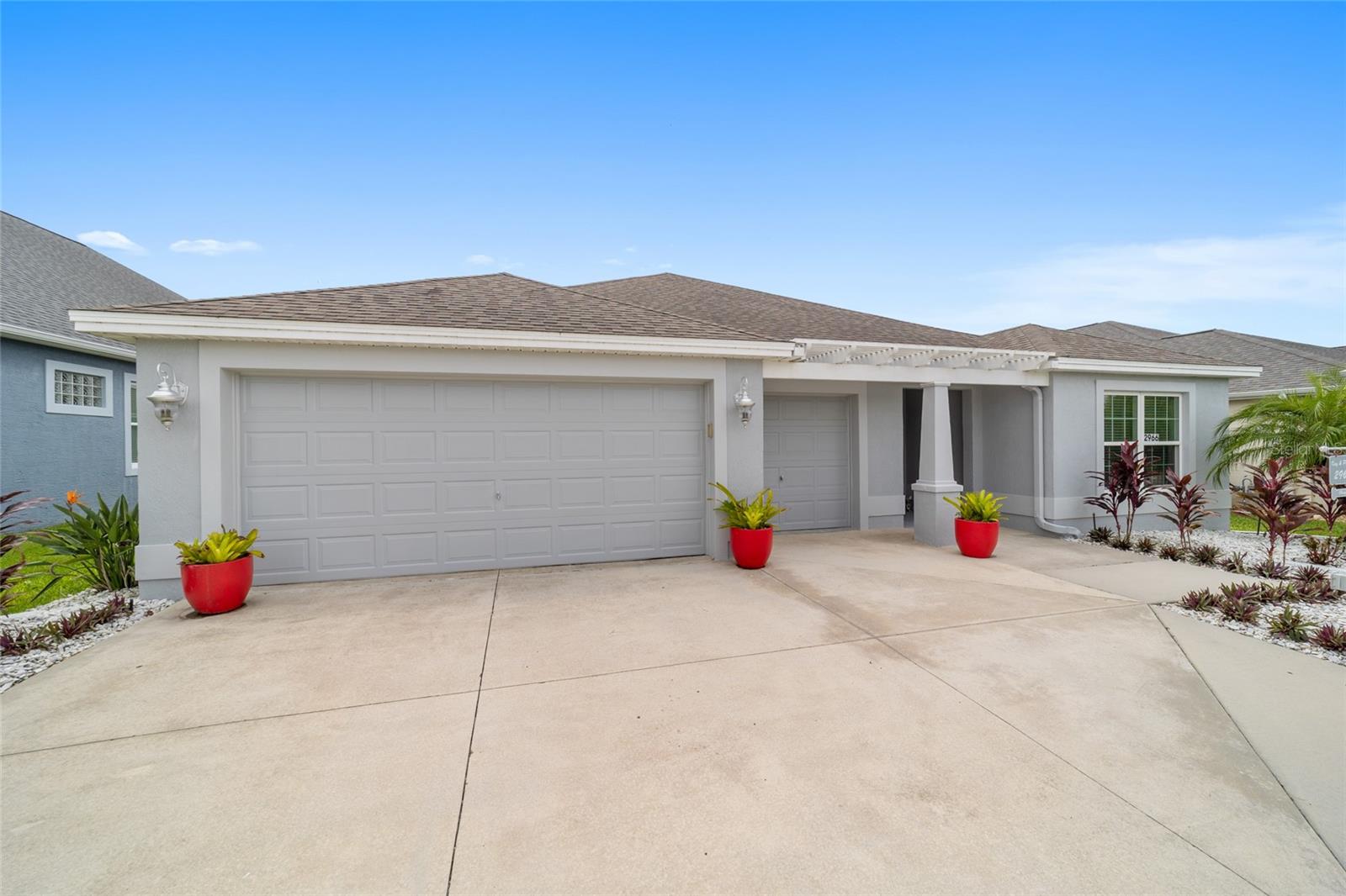 2966 SPANISH MOSS WAY