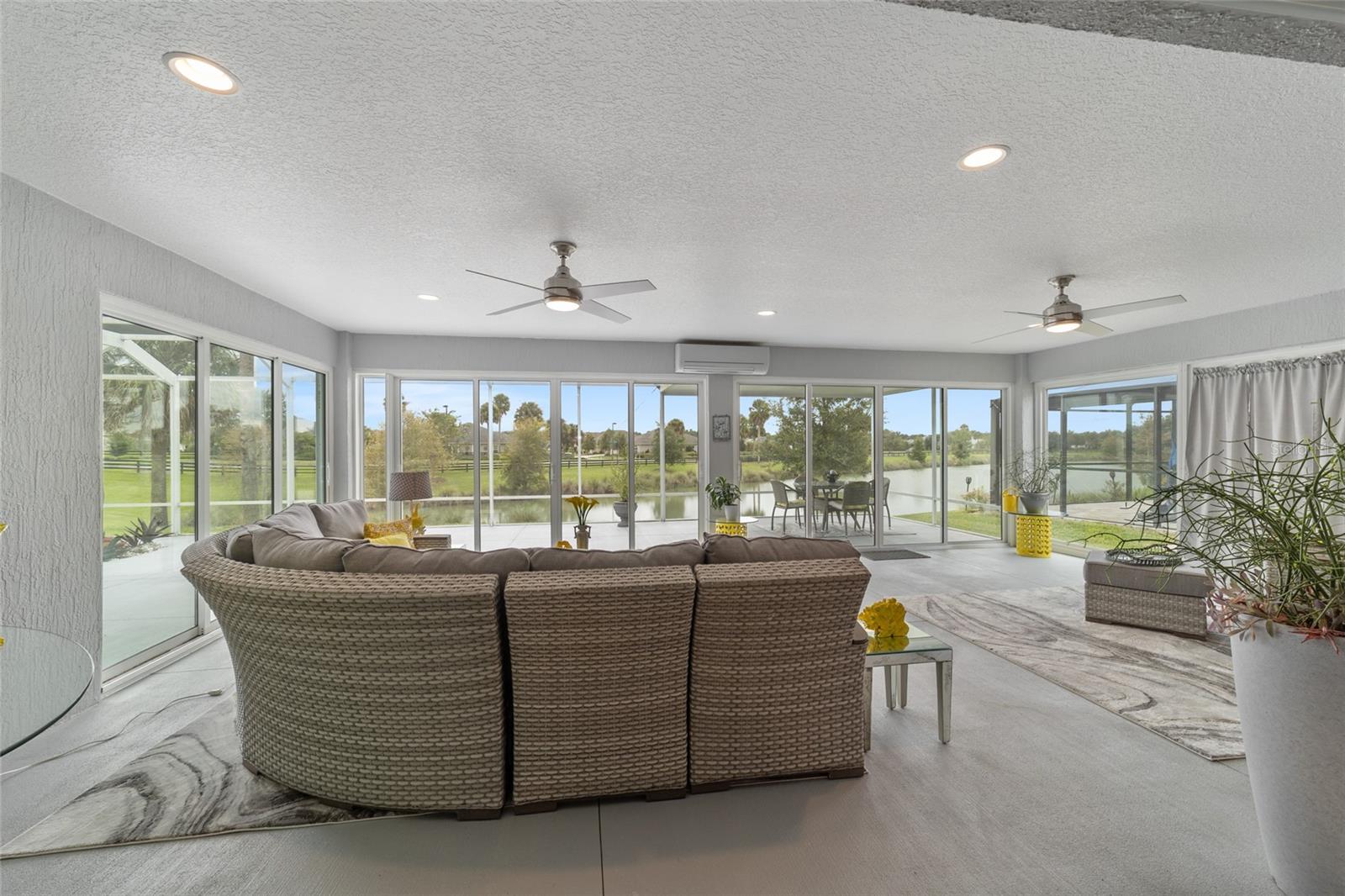 2966 SPANISH MOSS WAY