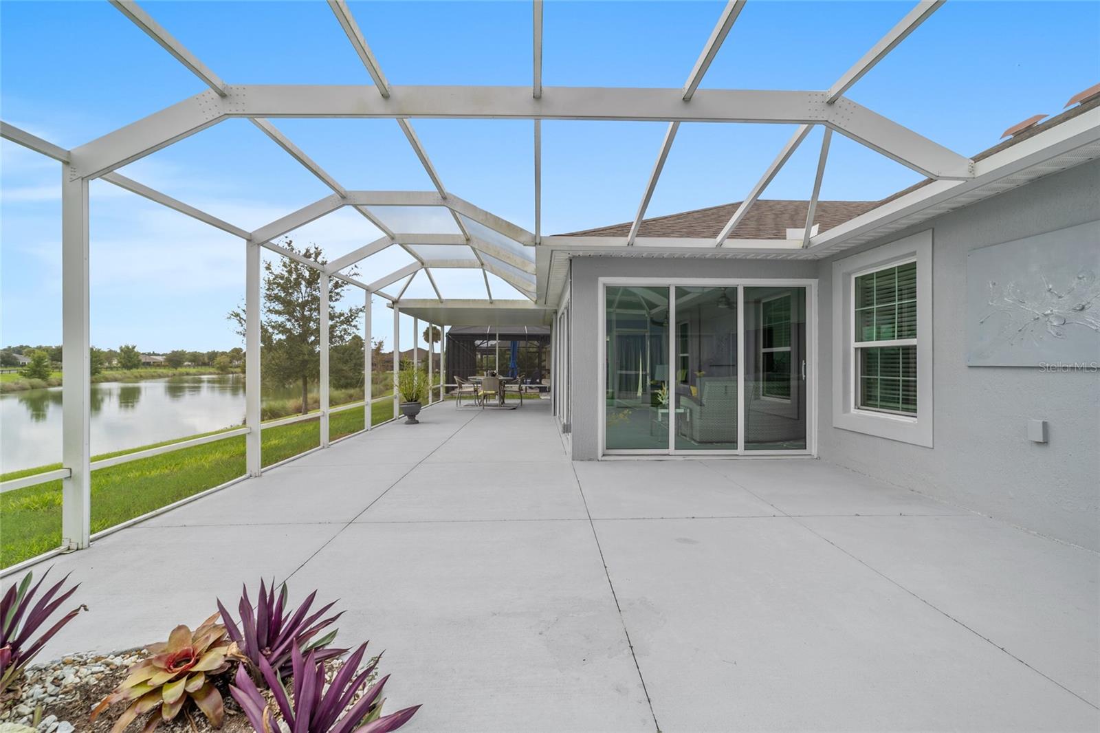 2966 SPANISH MOSS WAY