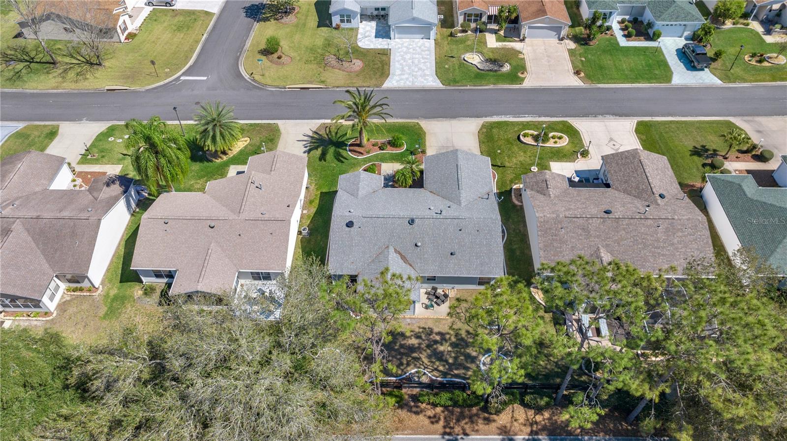 2738 PRIVADA DR