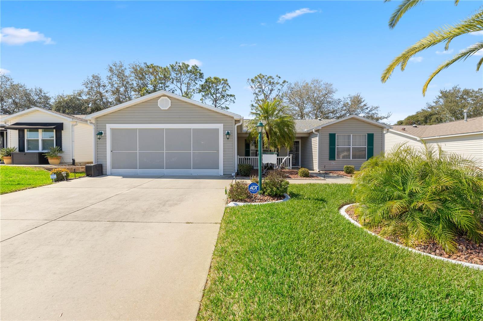 2738 PRIVADA DR