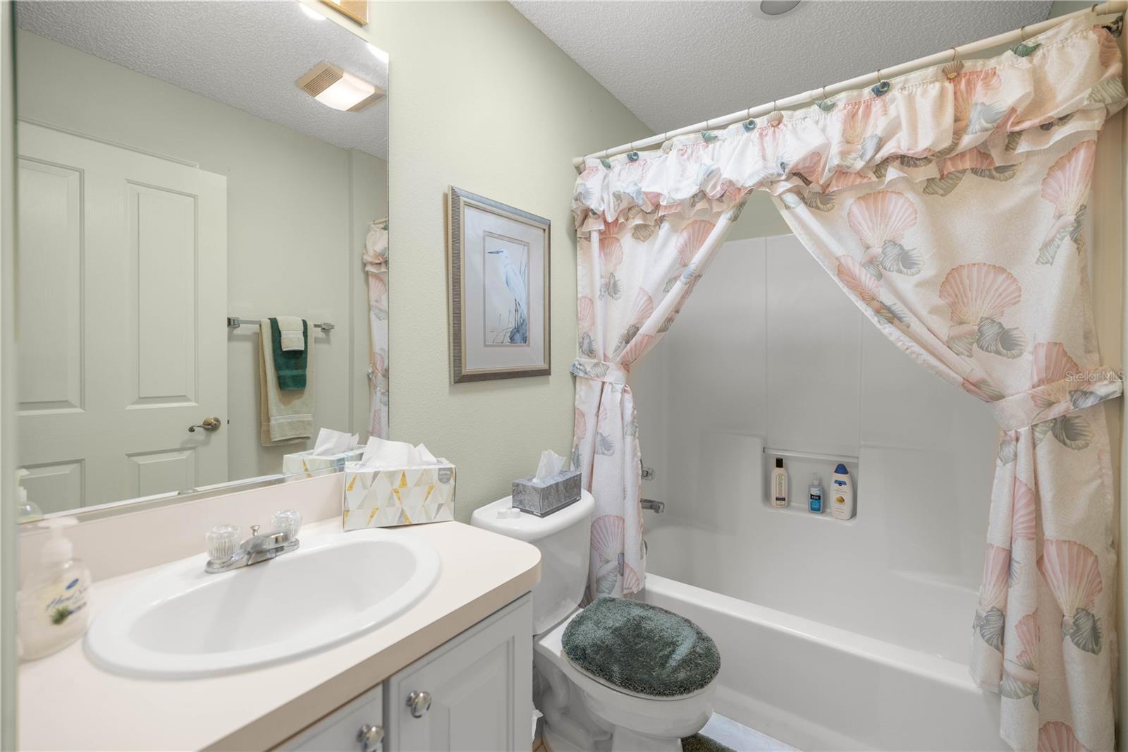 2738 PRIVADA DR