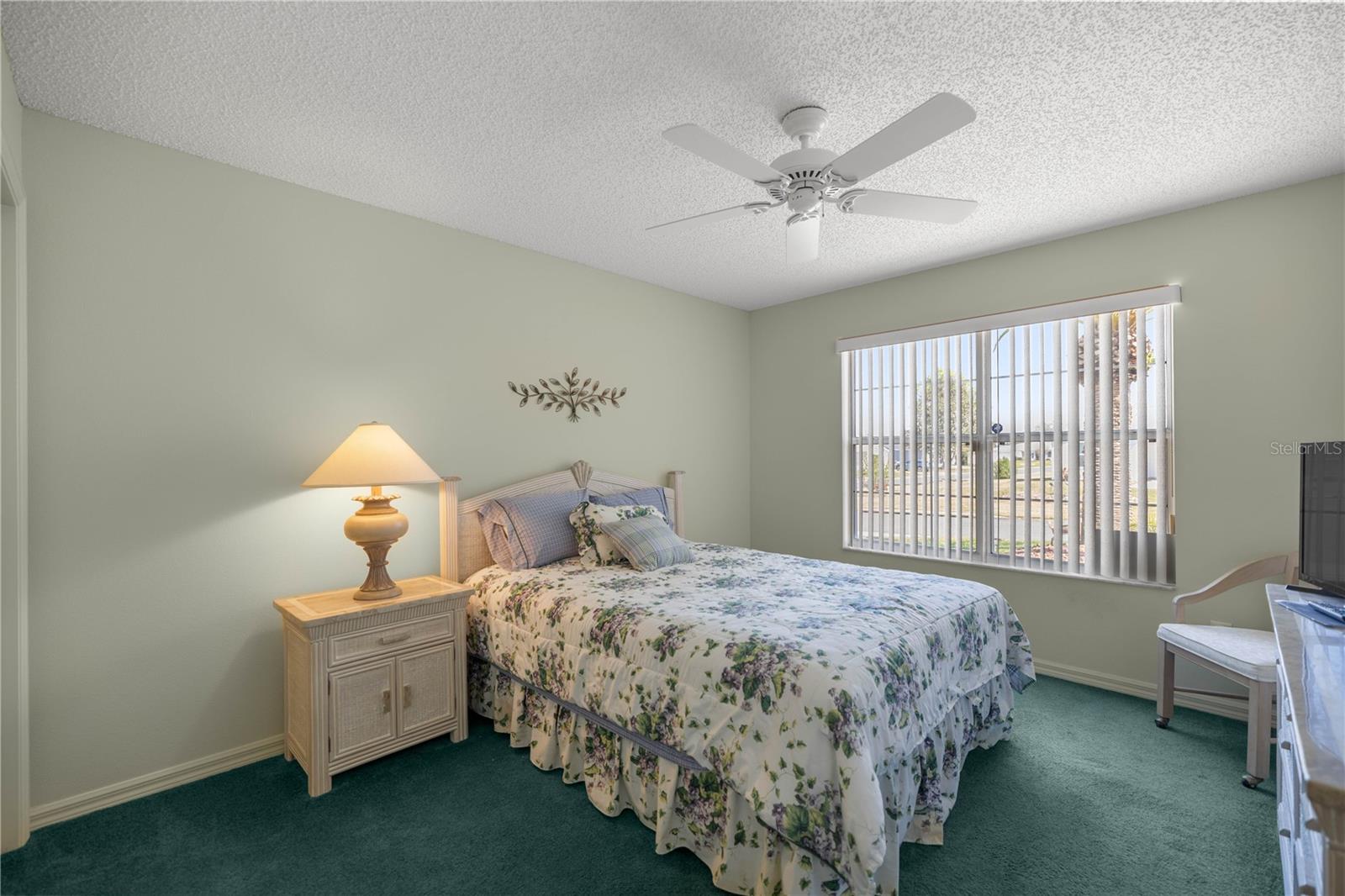 2738 PRIVADA DR