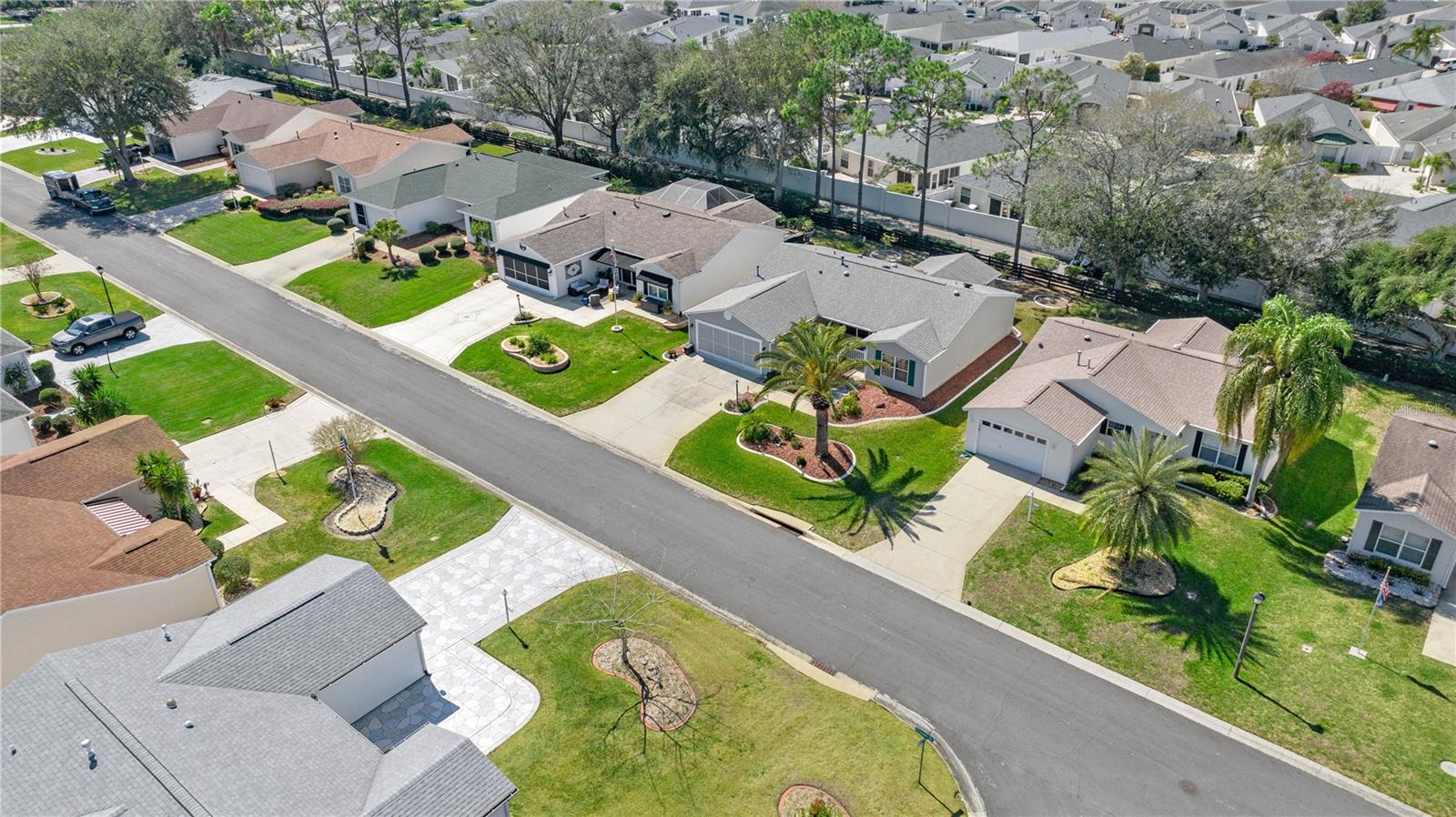 2738 PRIVADA DR