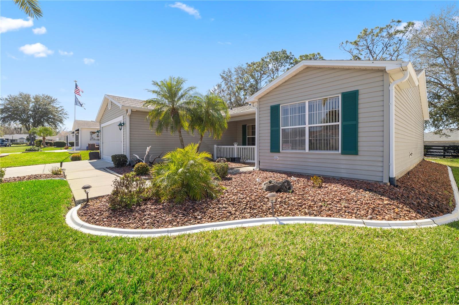 2738 PRIVADA DR