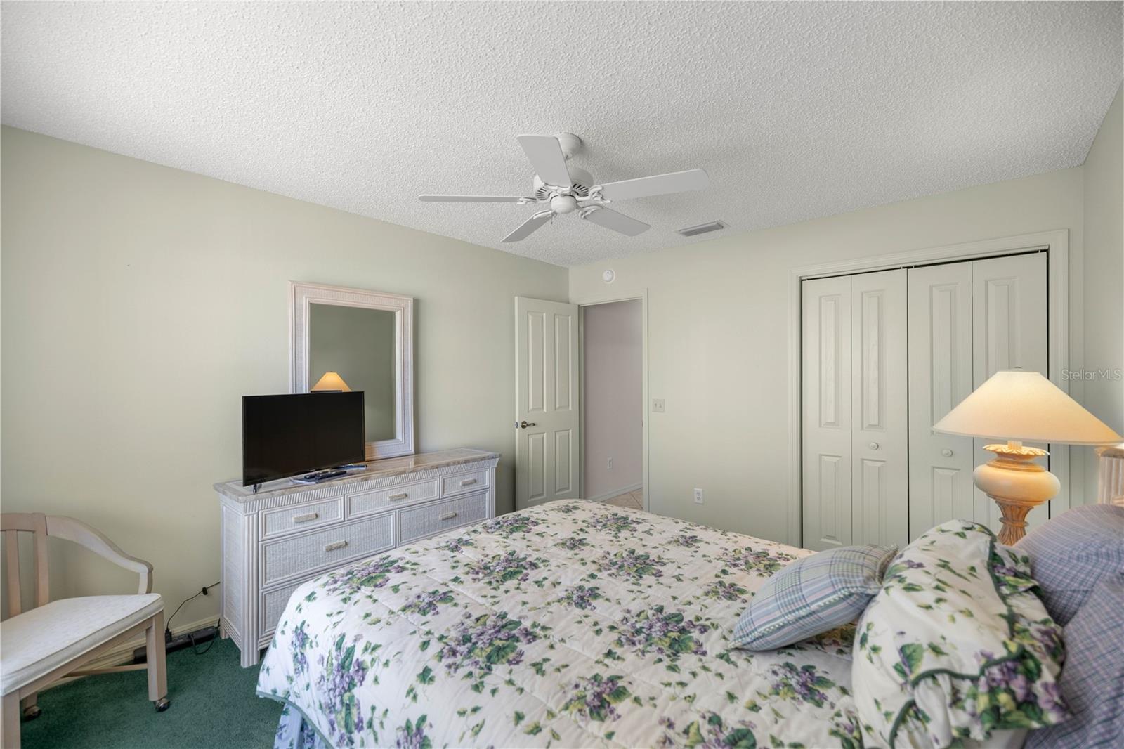 2738 PRIVADA DR