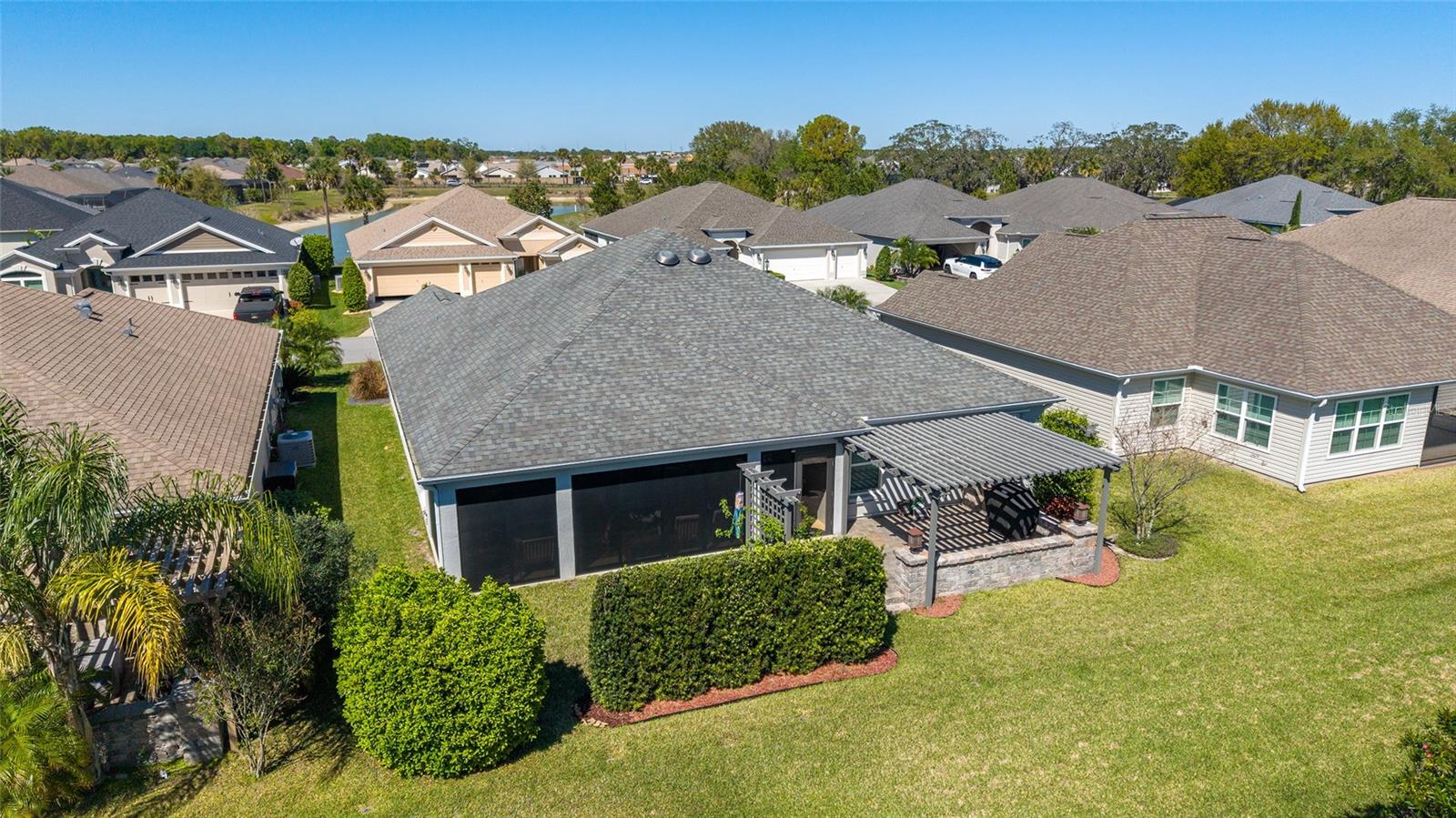 6083 DELPHINA LOOP