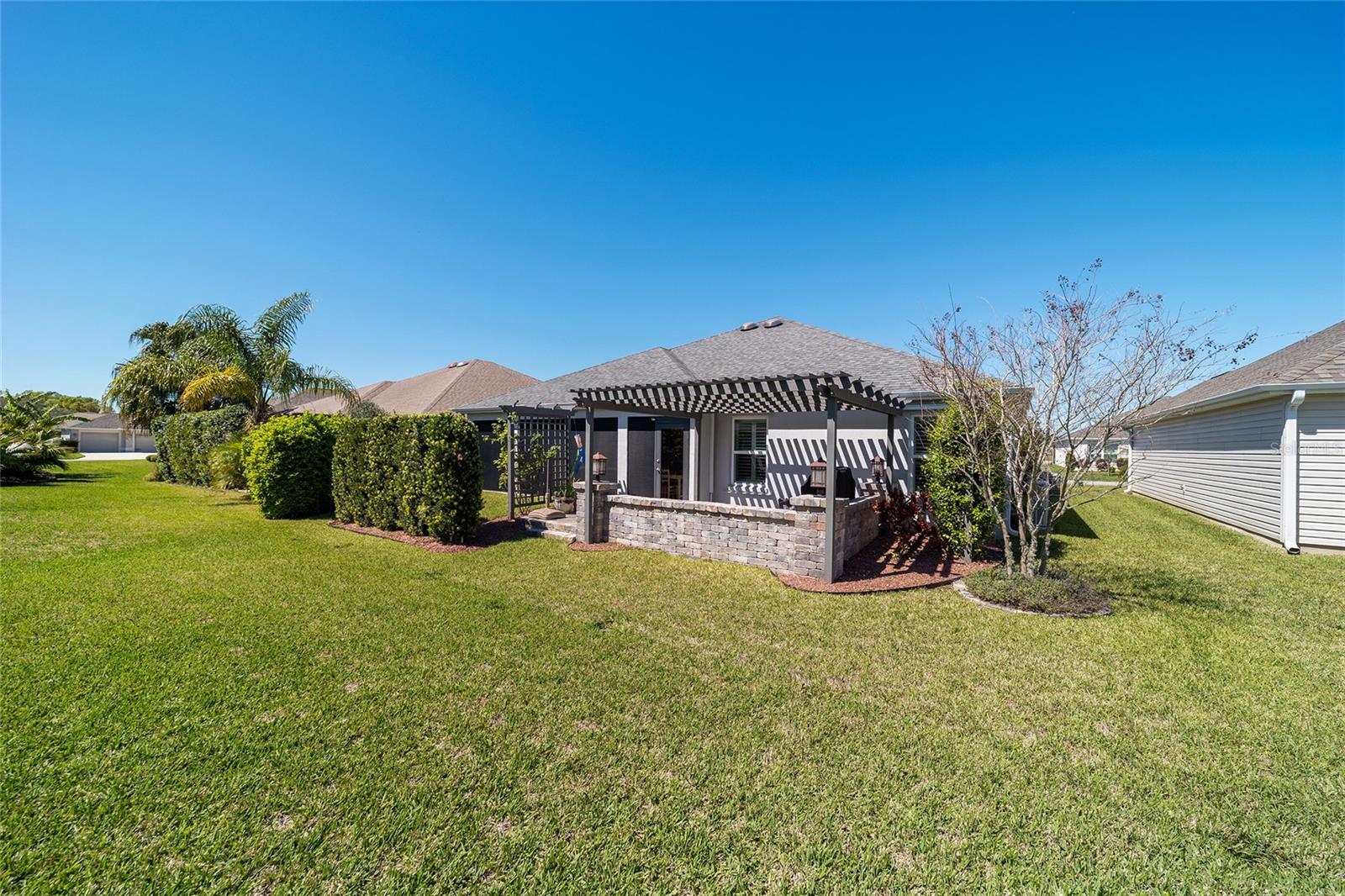 6083 DELPHINA LOOP