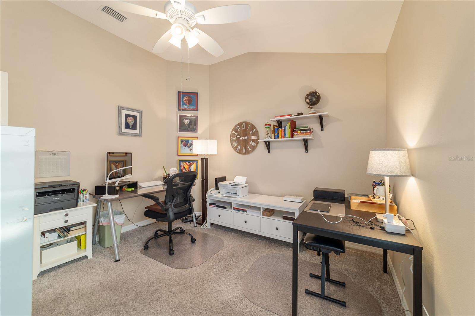 6083 DELPHINA LOOP