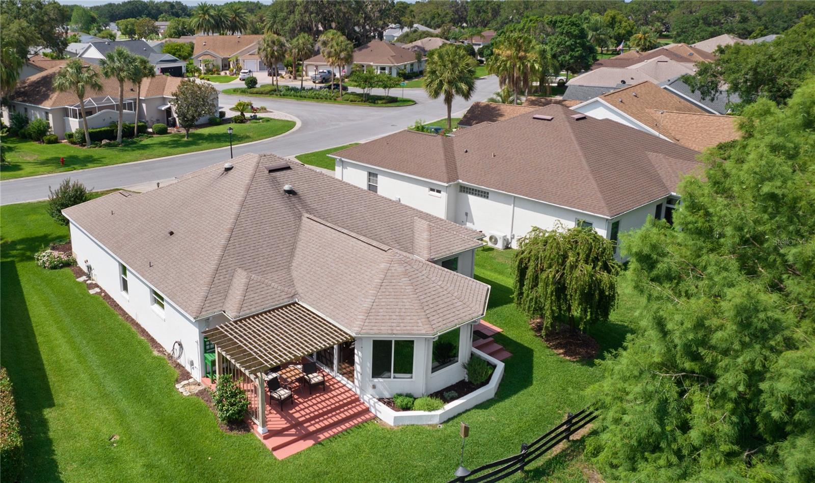 541 CARRERA DR