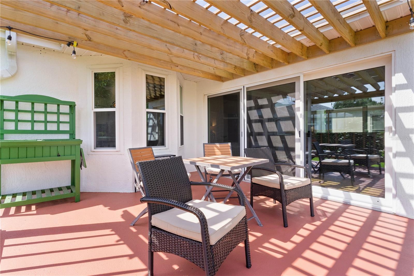 541 CARRERA DR