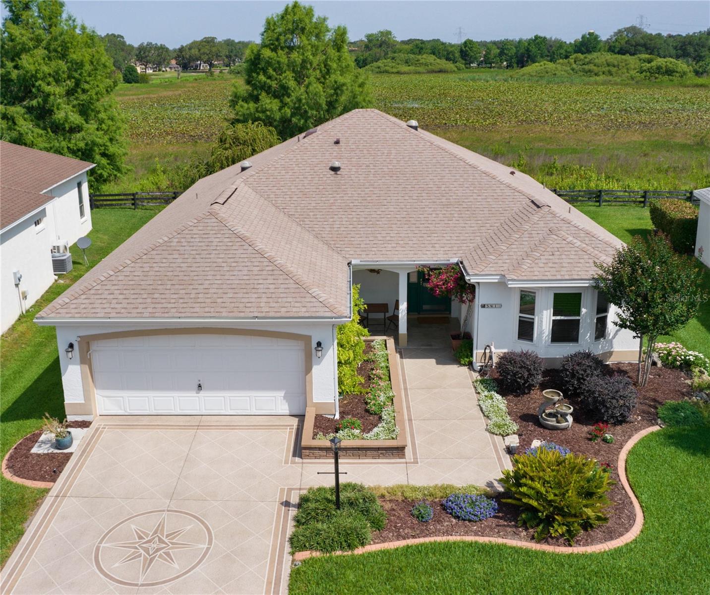 541 CARRERA DR
