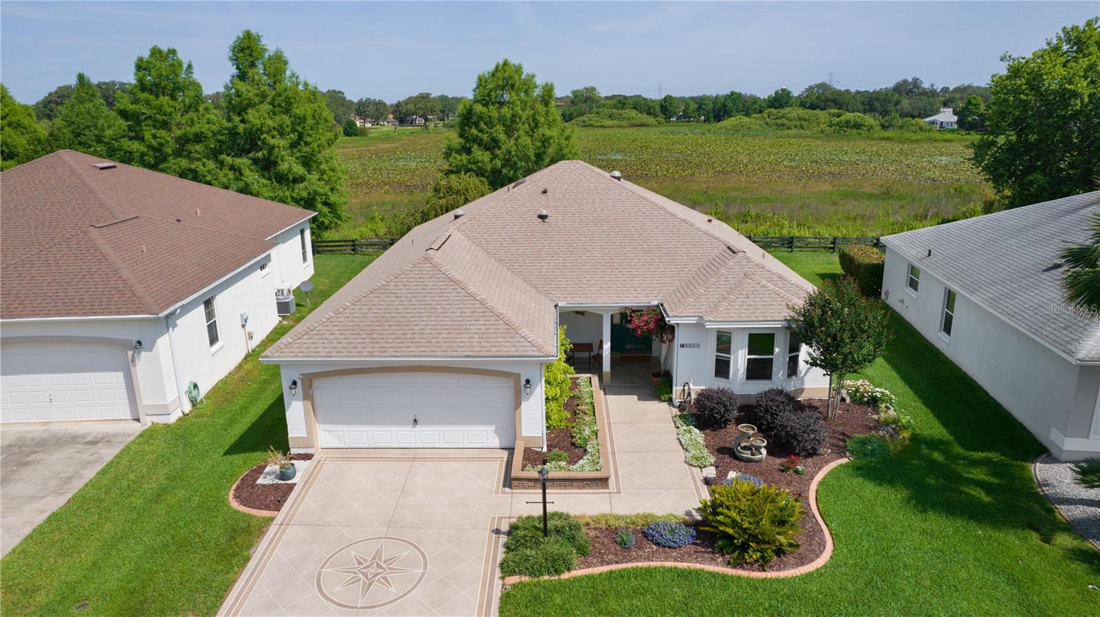 541 CARRERA DR