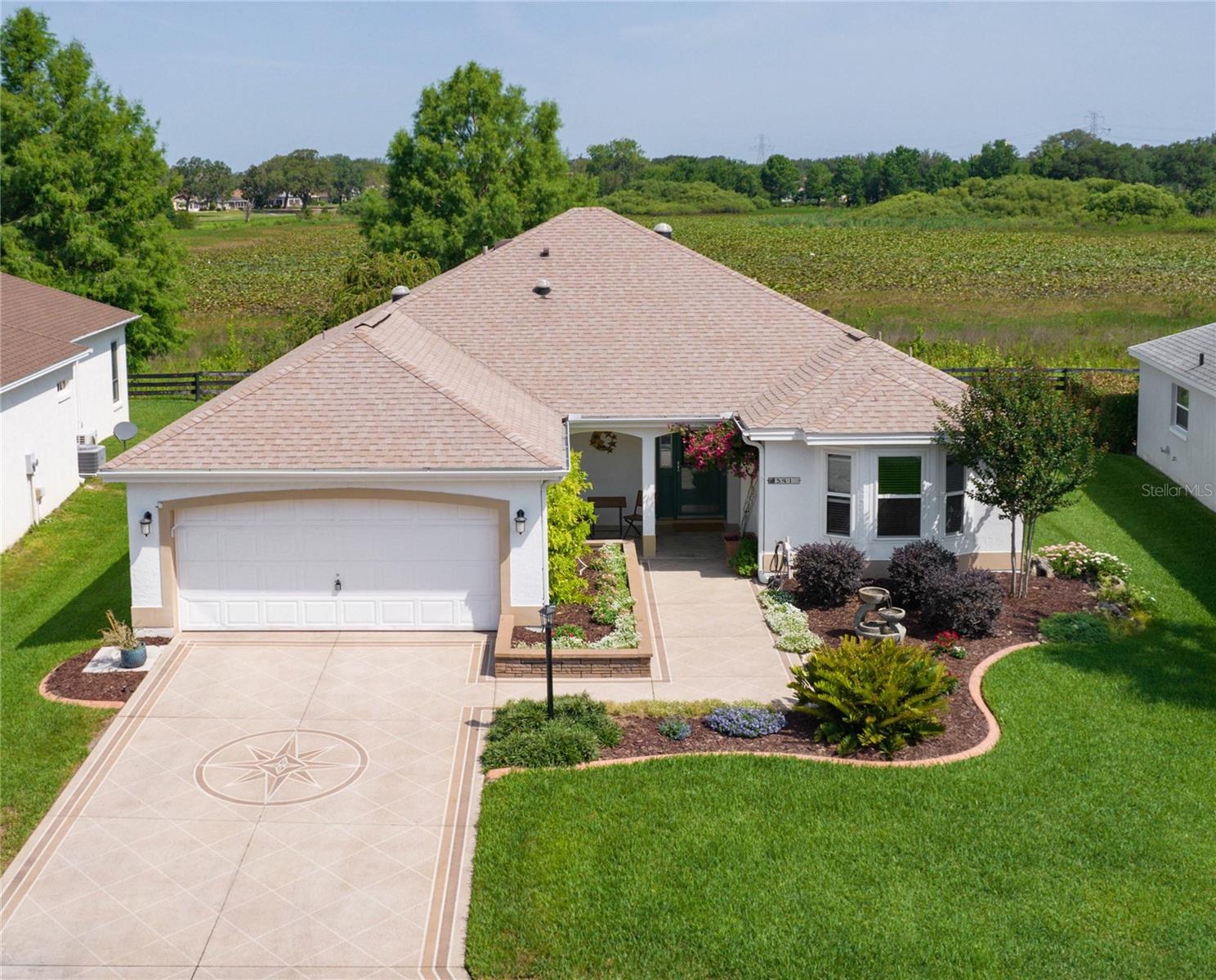 541 CARRERA DR