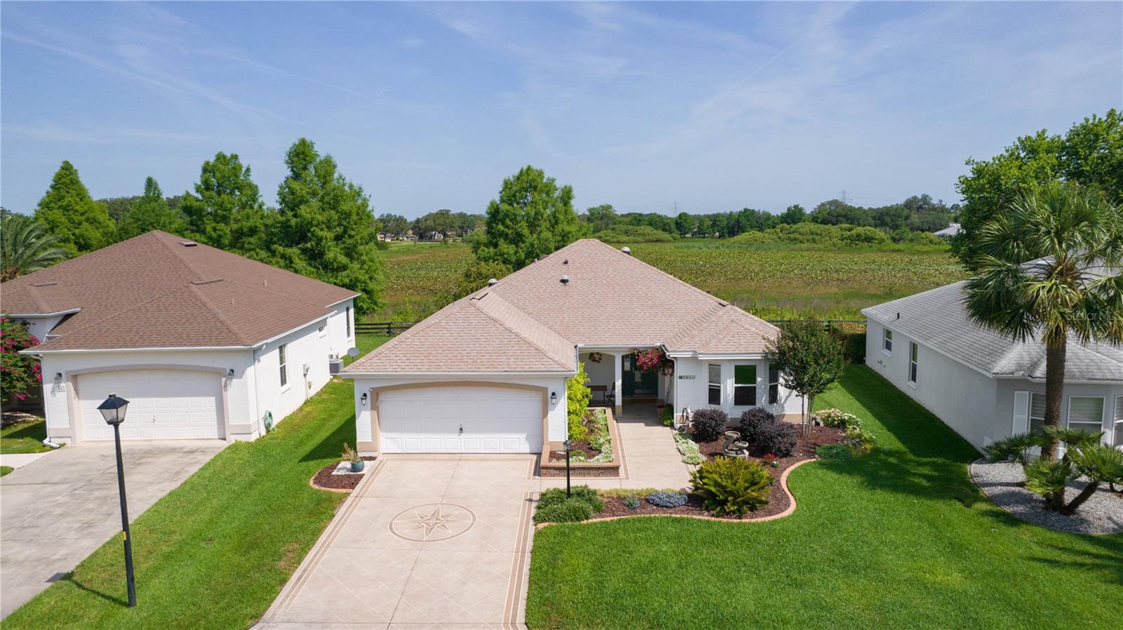 541 CARRERA DR