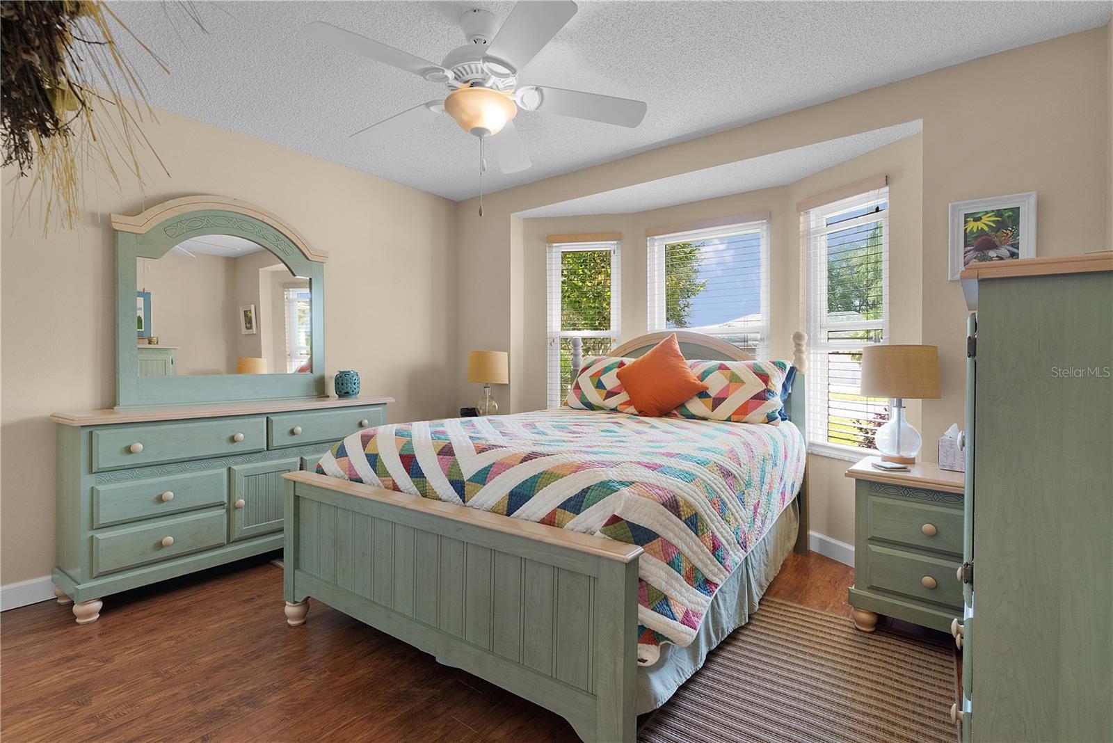 541 CARRERA DR