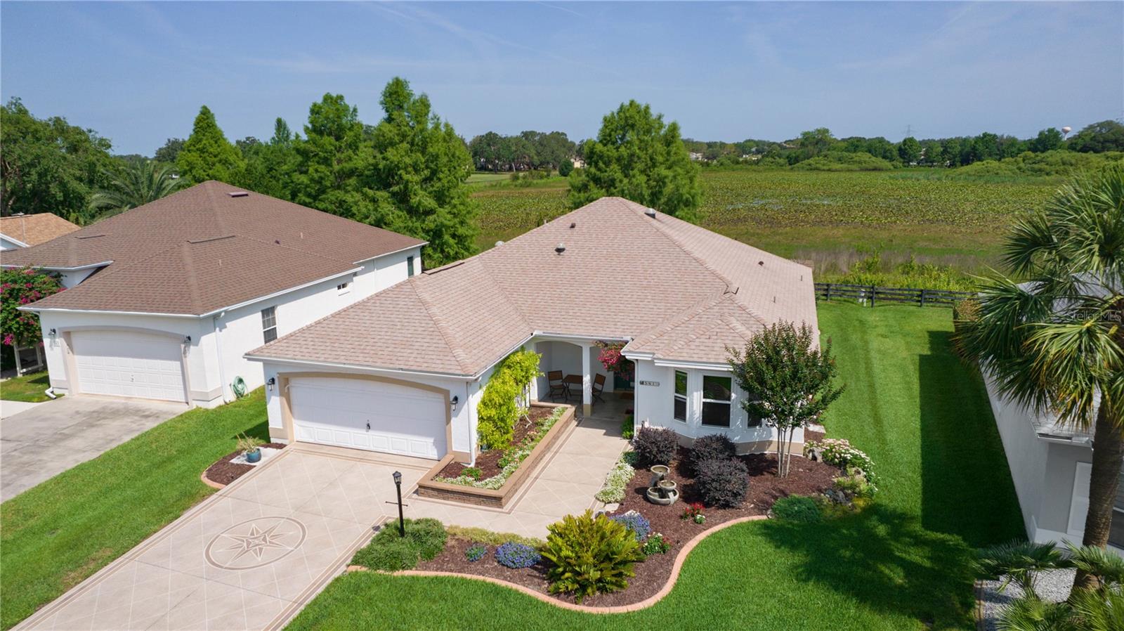 541 CARRERA DR