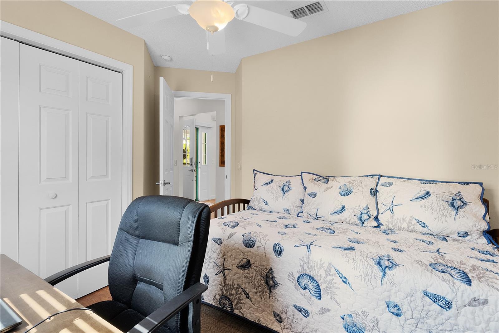 541 CARRERA DR