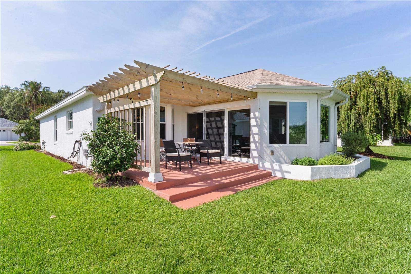 541 CARRERA DR