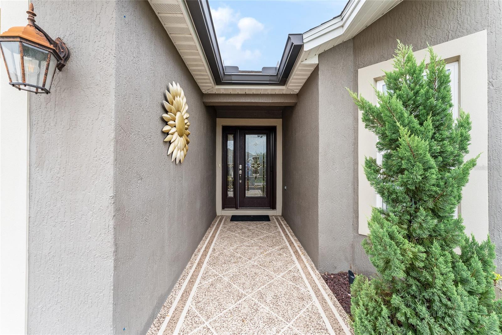 2585 CONSTANCE CT