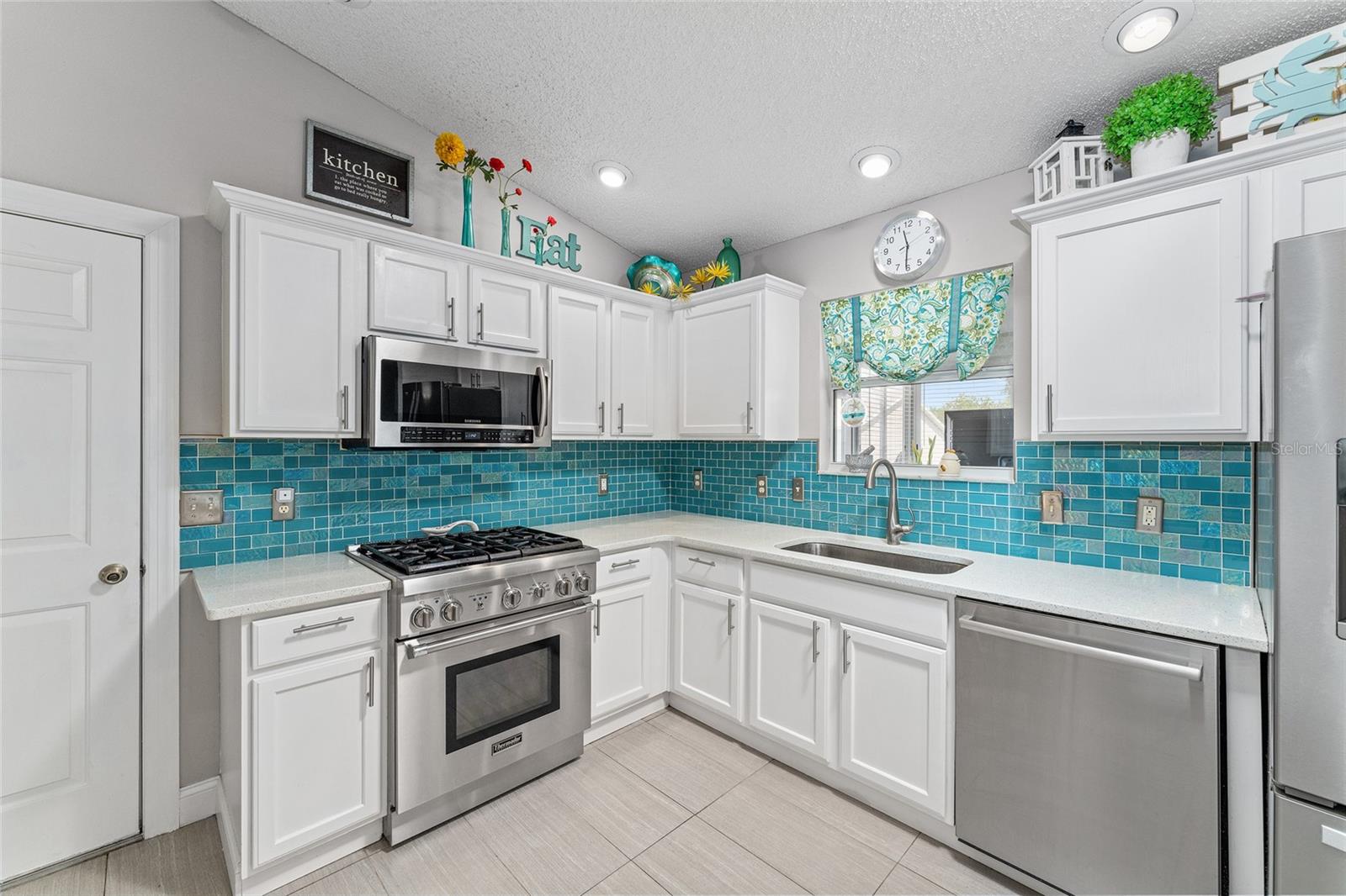 3277 ASHBROOK PL