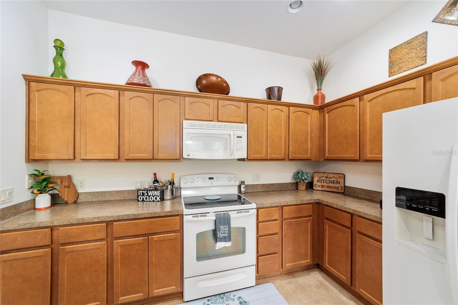 736 ENOLA PL