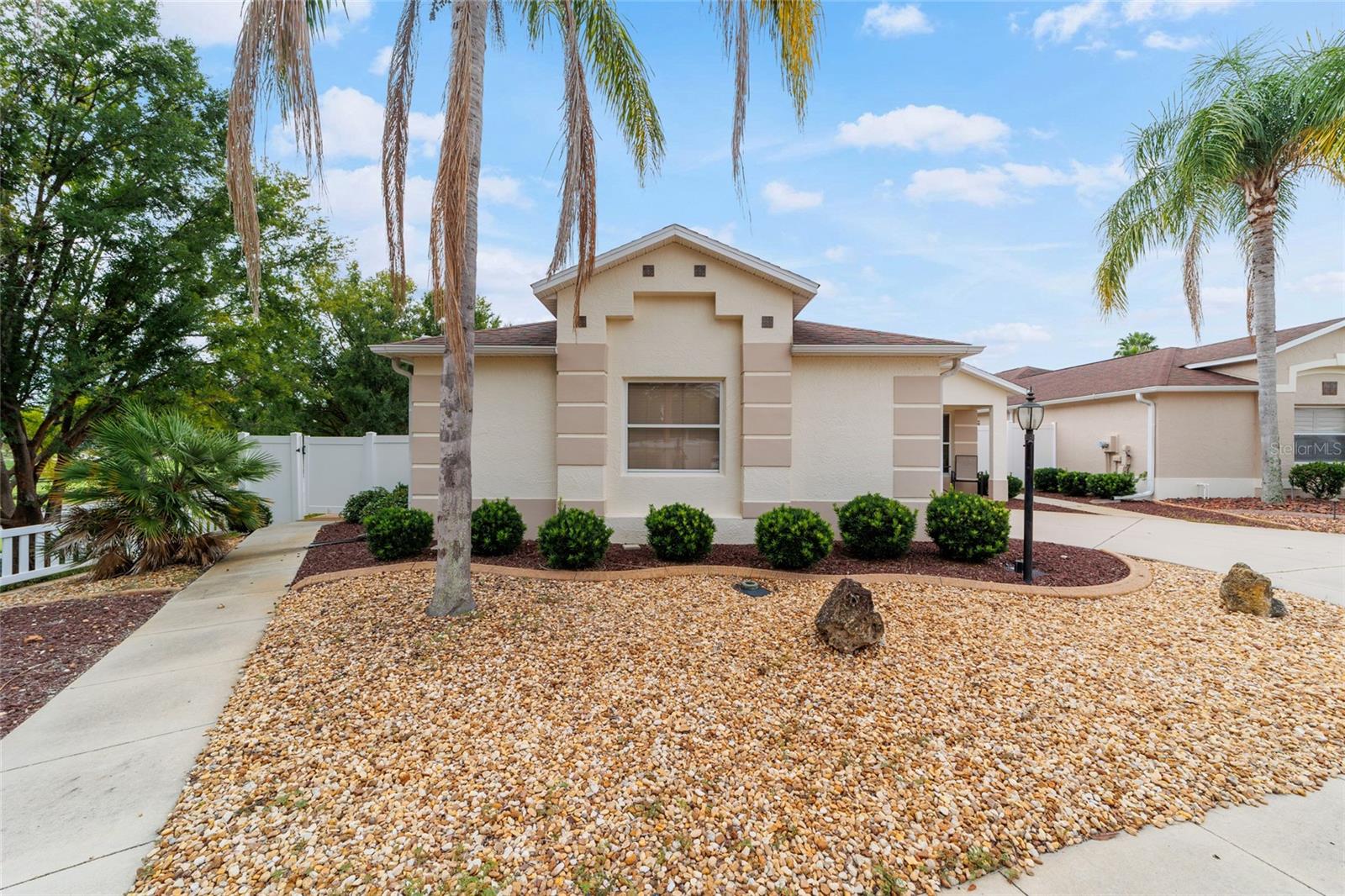 736 ENOLA PL