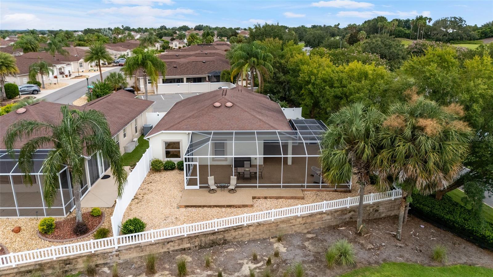 736 ENOLA PL
