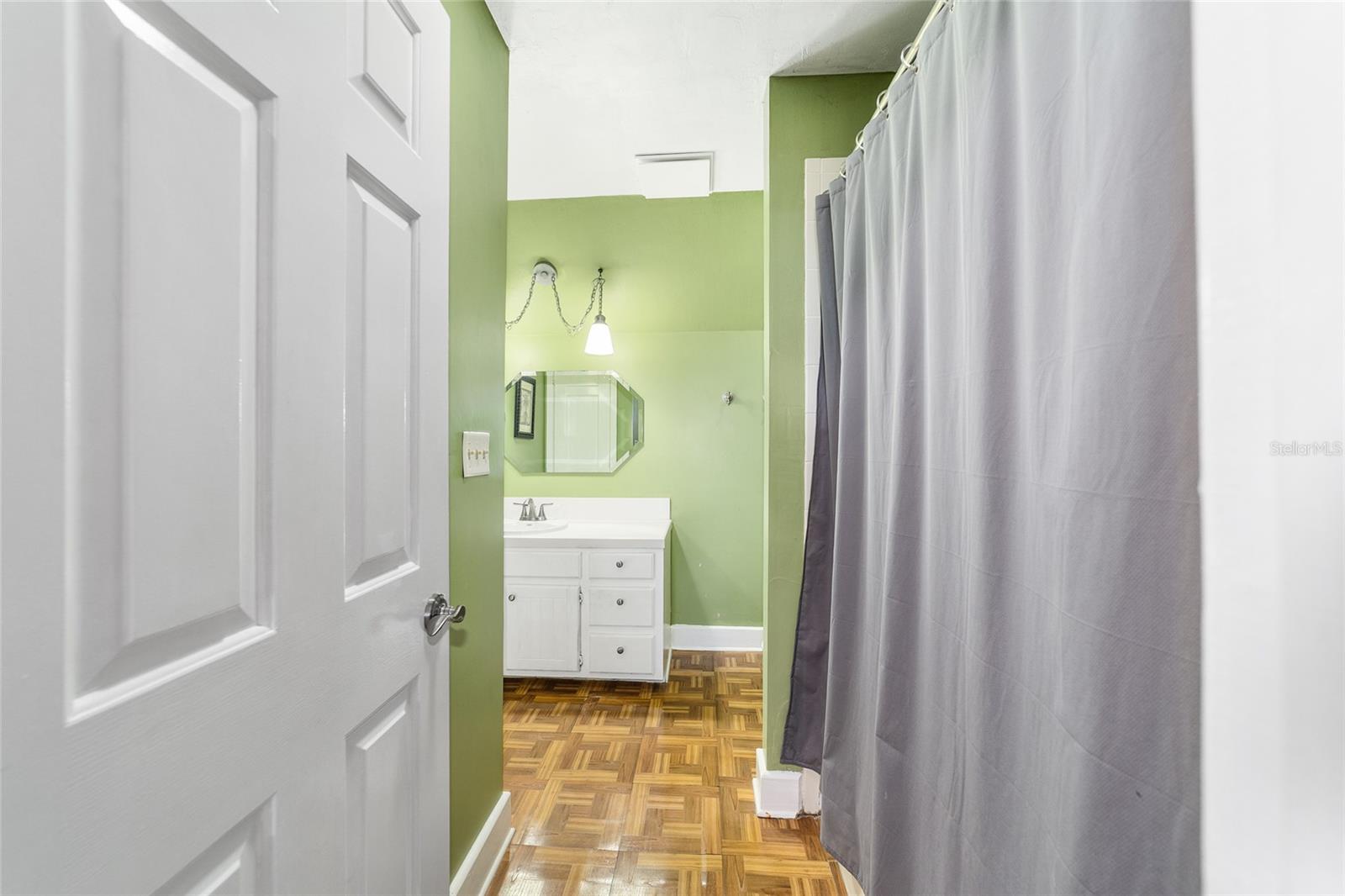 455 SE 61ST CT