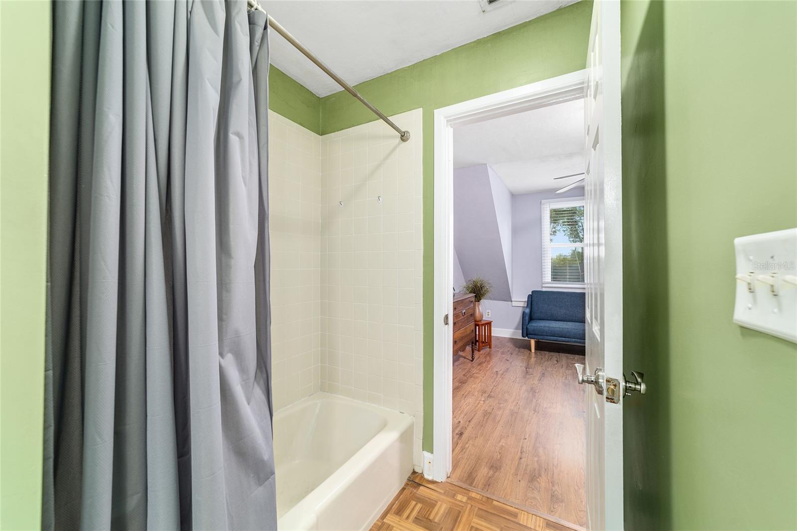 455 SE 61ST CT