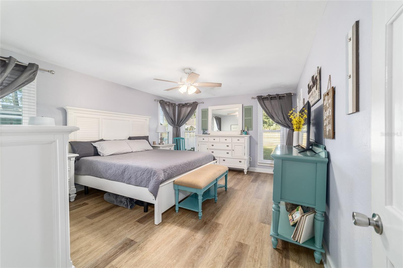 455 SE 61ST CT