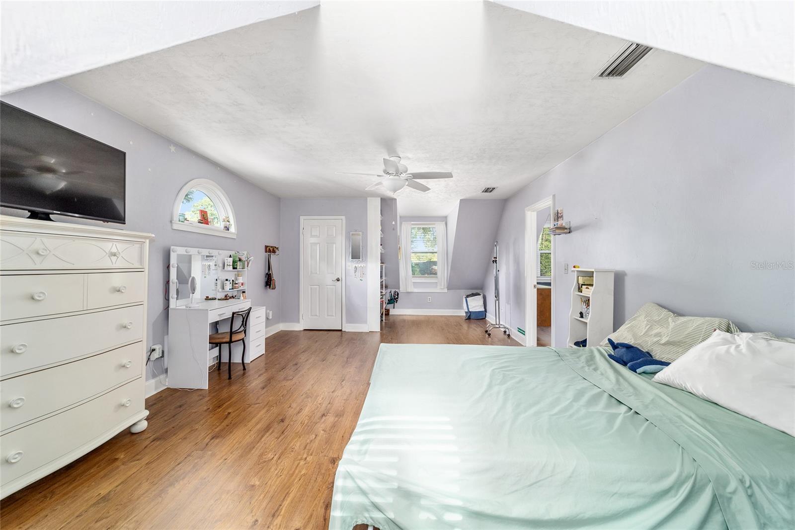 455 SE 61ST CT