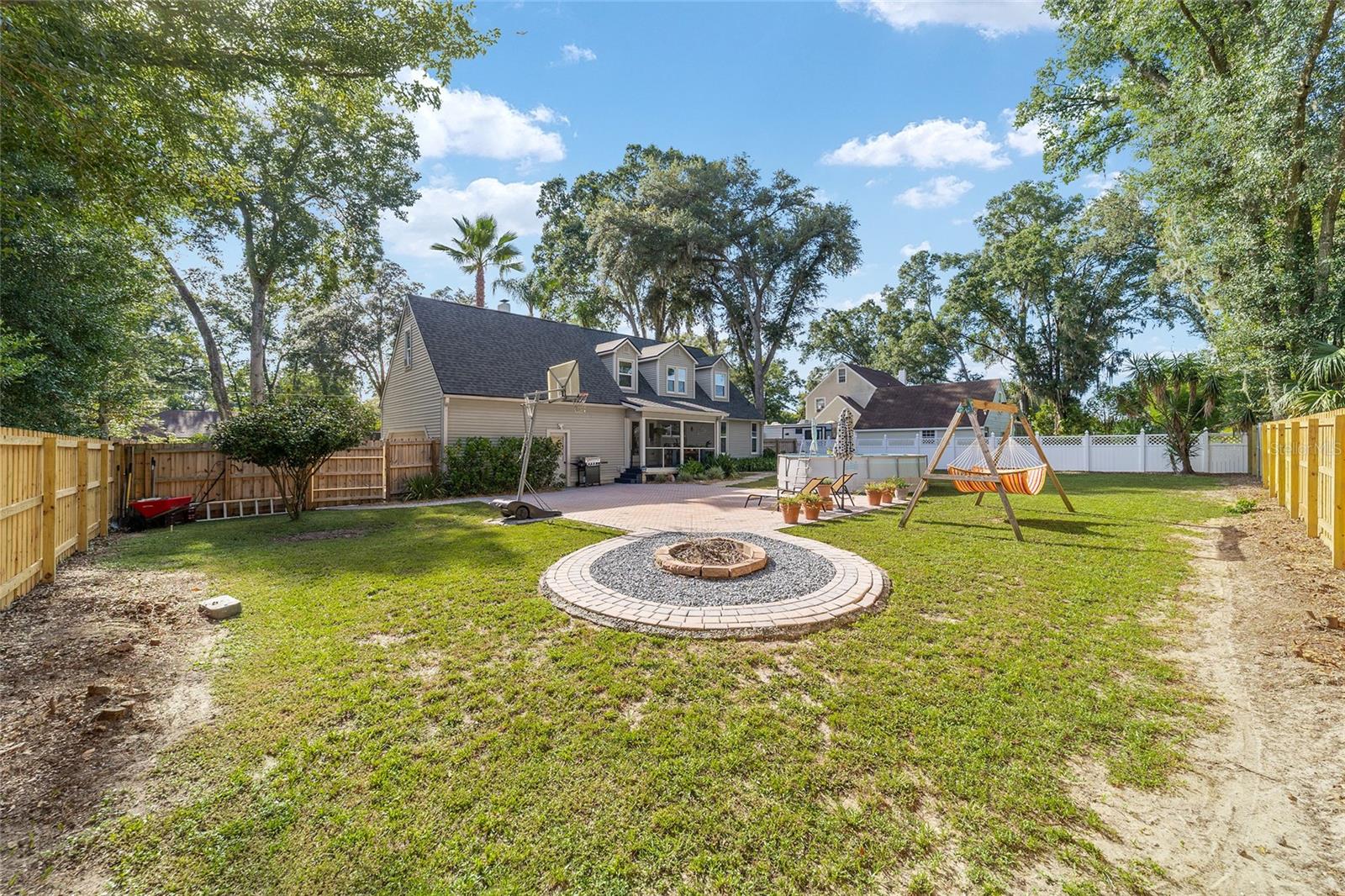 455 SE 61ST CT