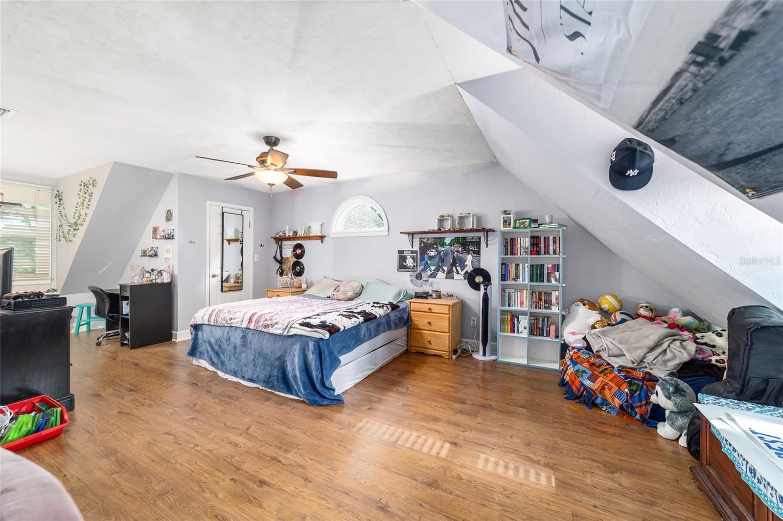 455 SE 61ST CT
