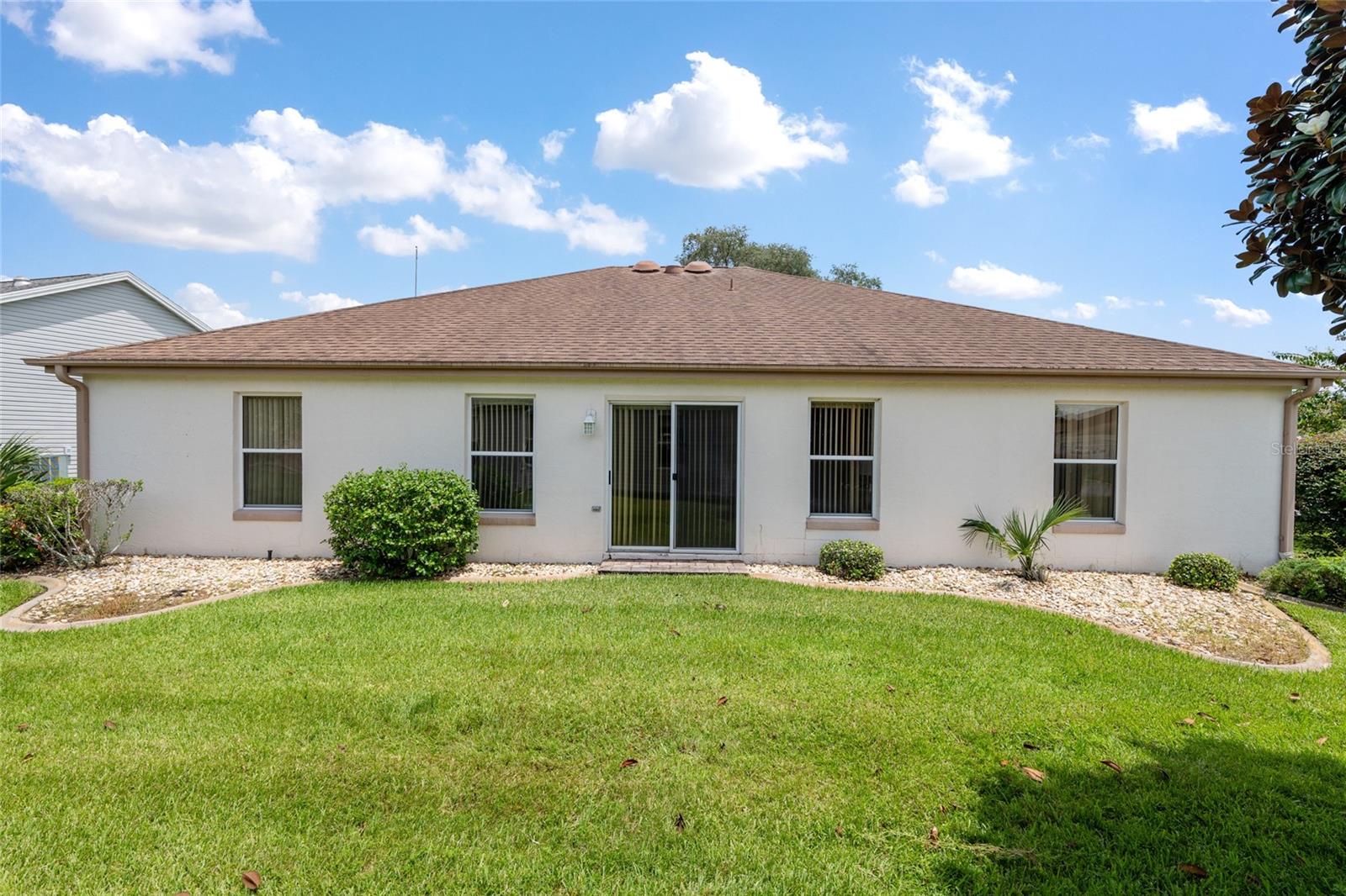 702 MELENDEZ WAY
