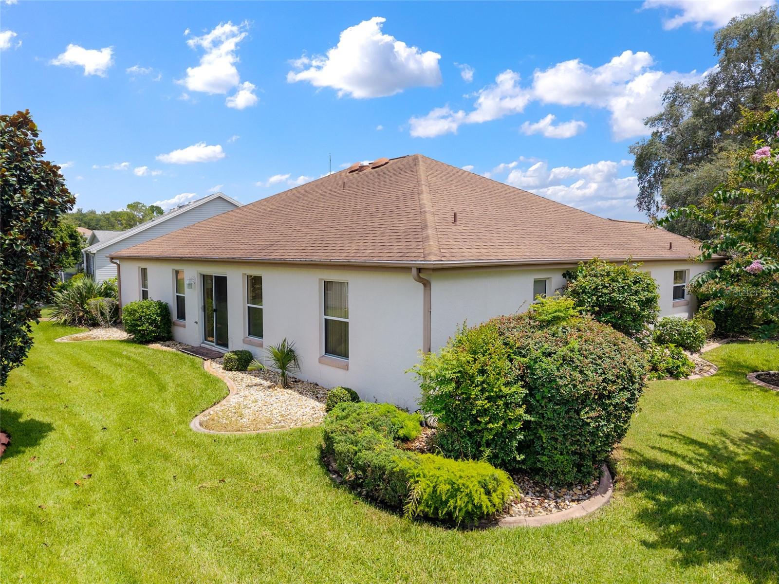 702 MELENDEZ WAY