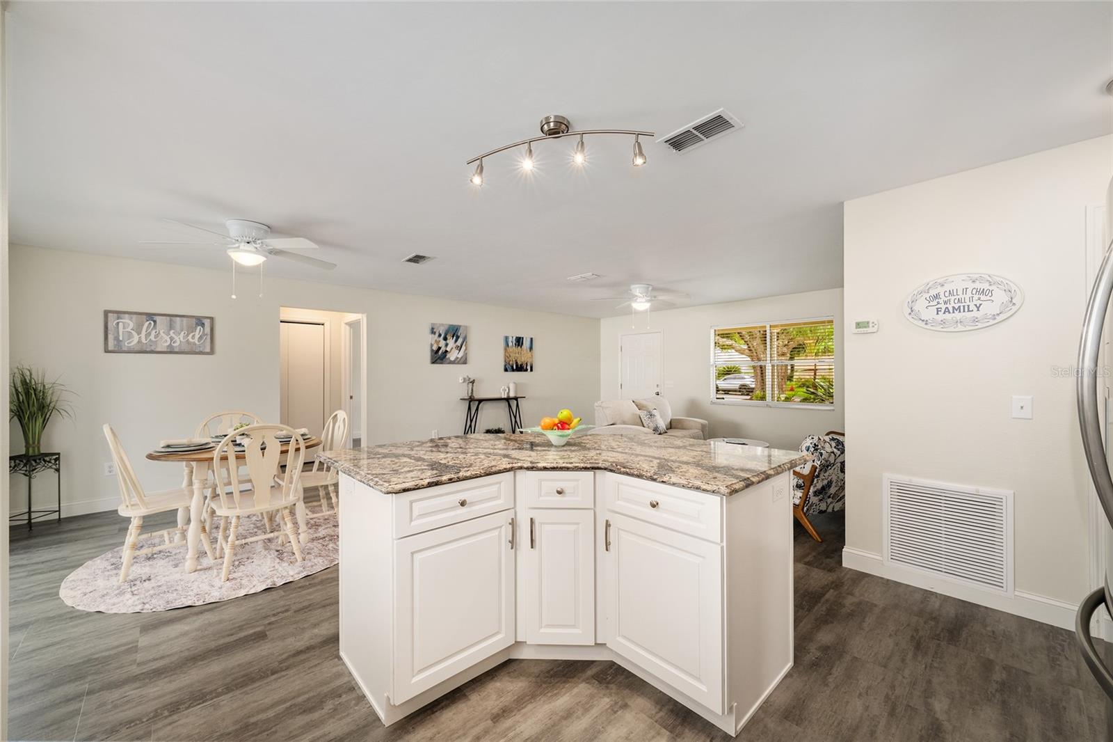 647 SAN PEDRO DR
