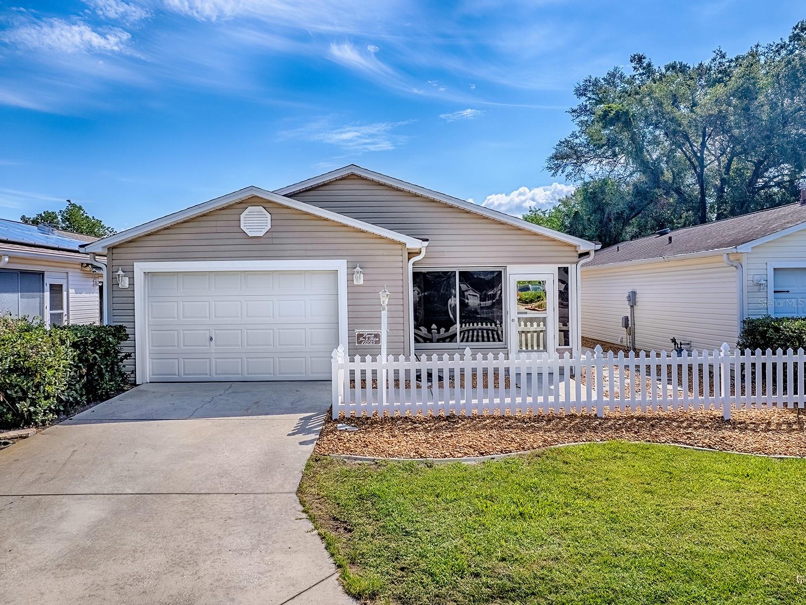 17235 SE 93RD DEMOSS CT