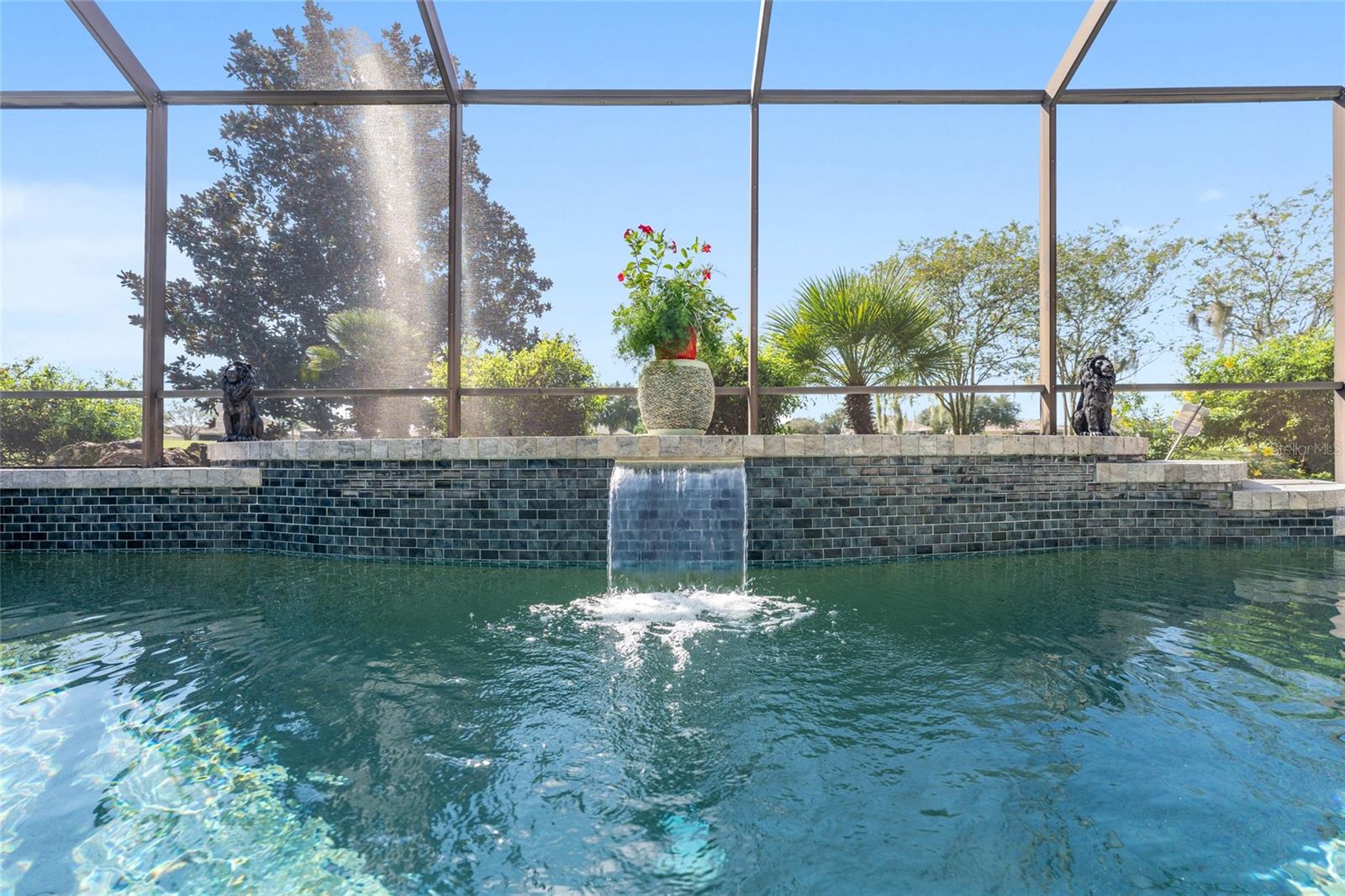 1837 SUNSET RIDGE DR