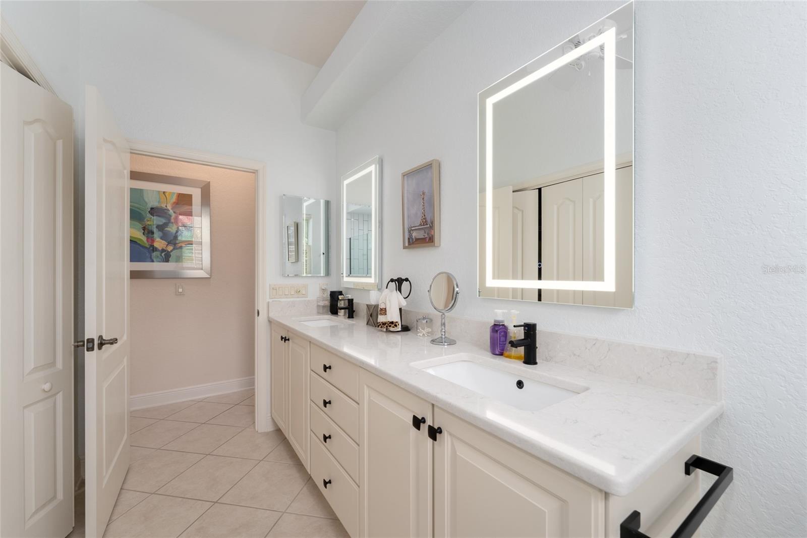 1837 SUNSET RIDGE DR