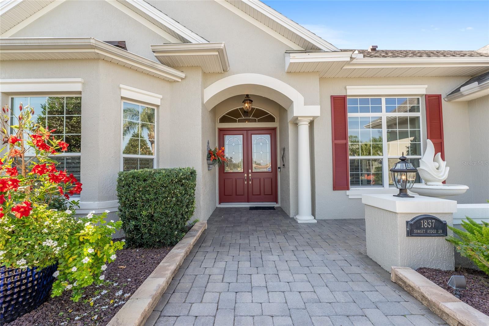 1837 SUNSET RIDGE DR