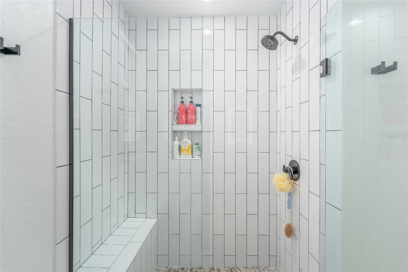 1837 SUNSET RIDGE DR